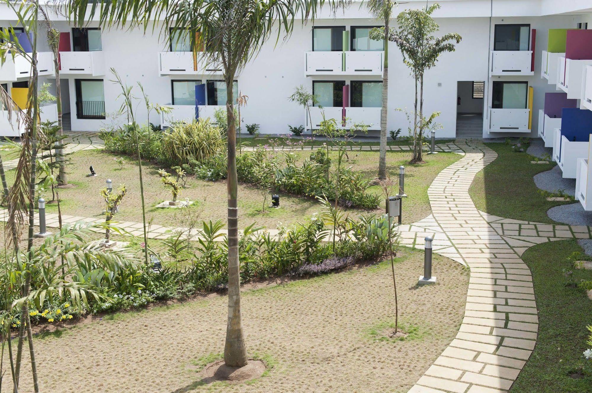 Onomo Hotel Abidjan Exterior foto